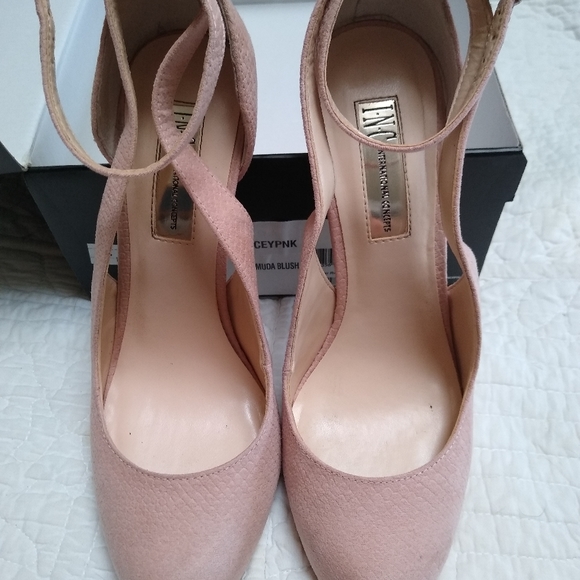 INC International Concepts Lucey Leather Pink Platform Heel - Picture 4 of 11